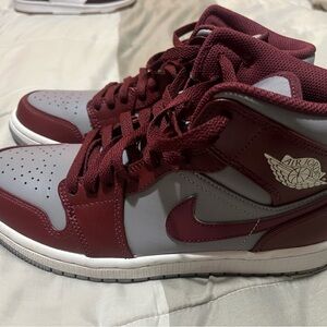 Jordan Women's Sneakers in Burgundy and Gray